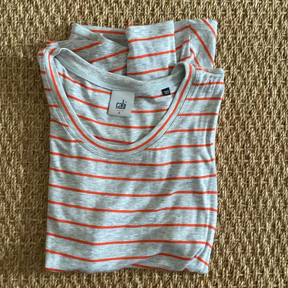 Cabi tee style # 5331 GUC size S